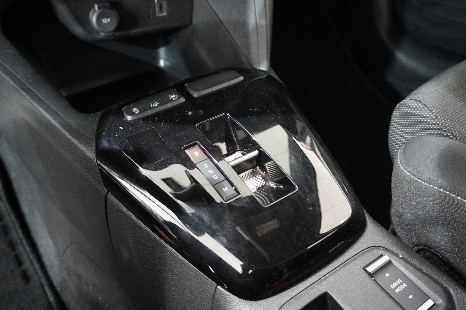 Fahrzeugabbildung Opel Corsa F 1.2T GS SPORT NAVI/LED/KAMERA/SPORT/DAB+