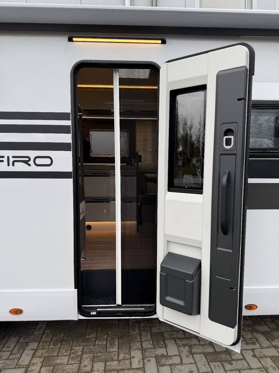 Fahrzeugabbildung Roller Team Zefiro 287 Integral - Modell 2026