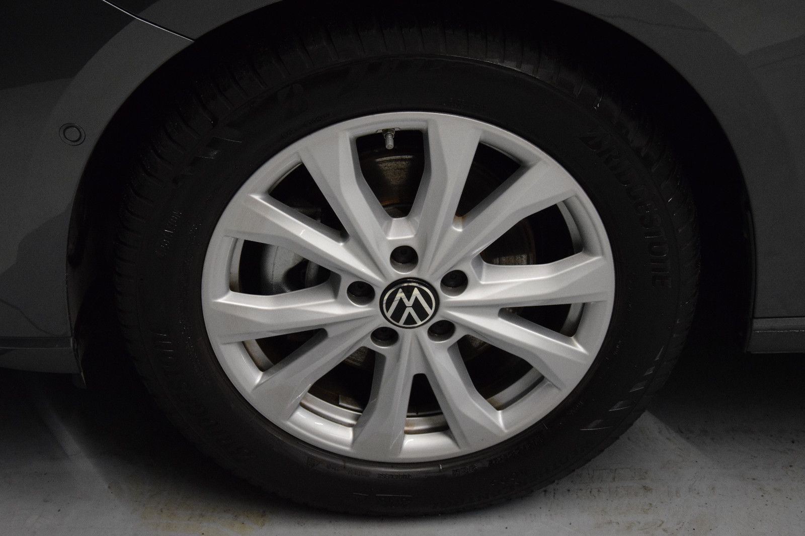 Fahrzeugabbildung Volkswagen Caddy Style Maxi Navi LED ACC 7 Sitze