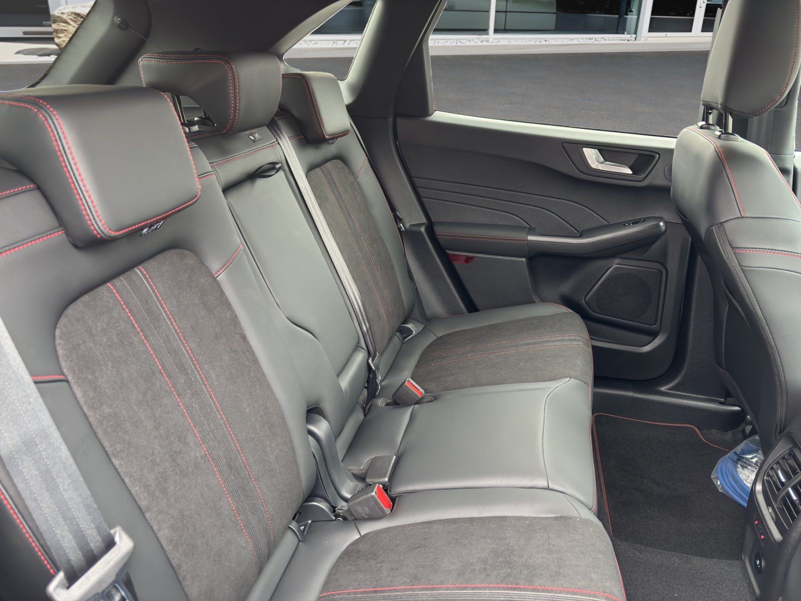 Fahrzeugabbildung Ford Kuga 2.5 PHEV Plug-In Hybrid ST-Line X