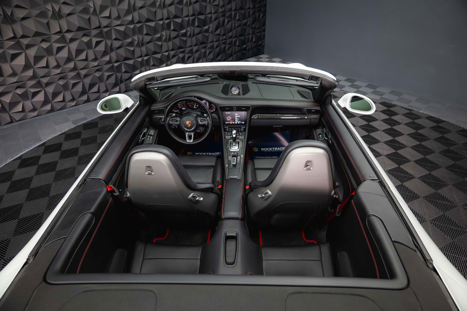 Fahrzeugabbildung Porsche 911 991.2 Carrera 4 GTS Cabrio *ACC*LED*111Check