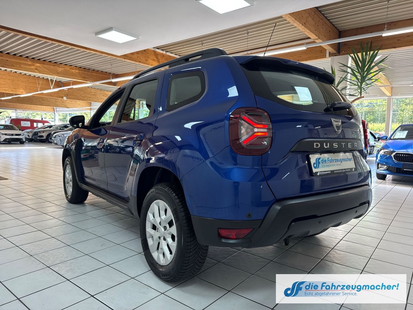 Fahrzeugabbildung Dacia Duster II Comfort 4WD EXPORT SHZ Temp PDC Bergan