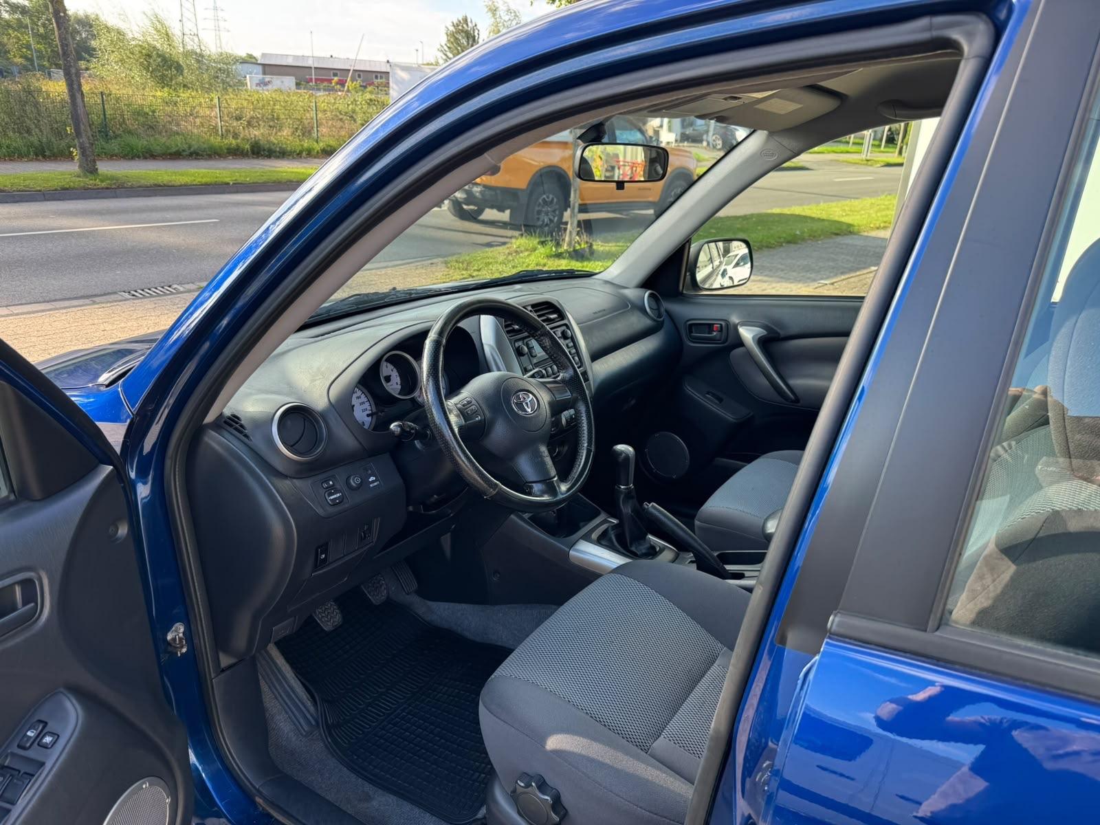 TOYOTA RAV4 2.0 150CH 4X4
