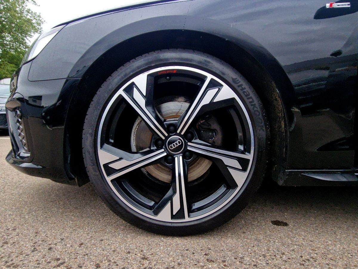 Audi A4 - Bild 12