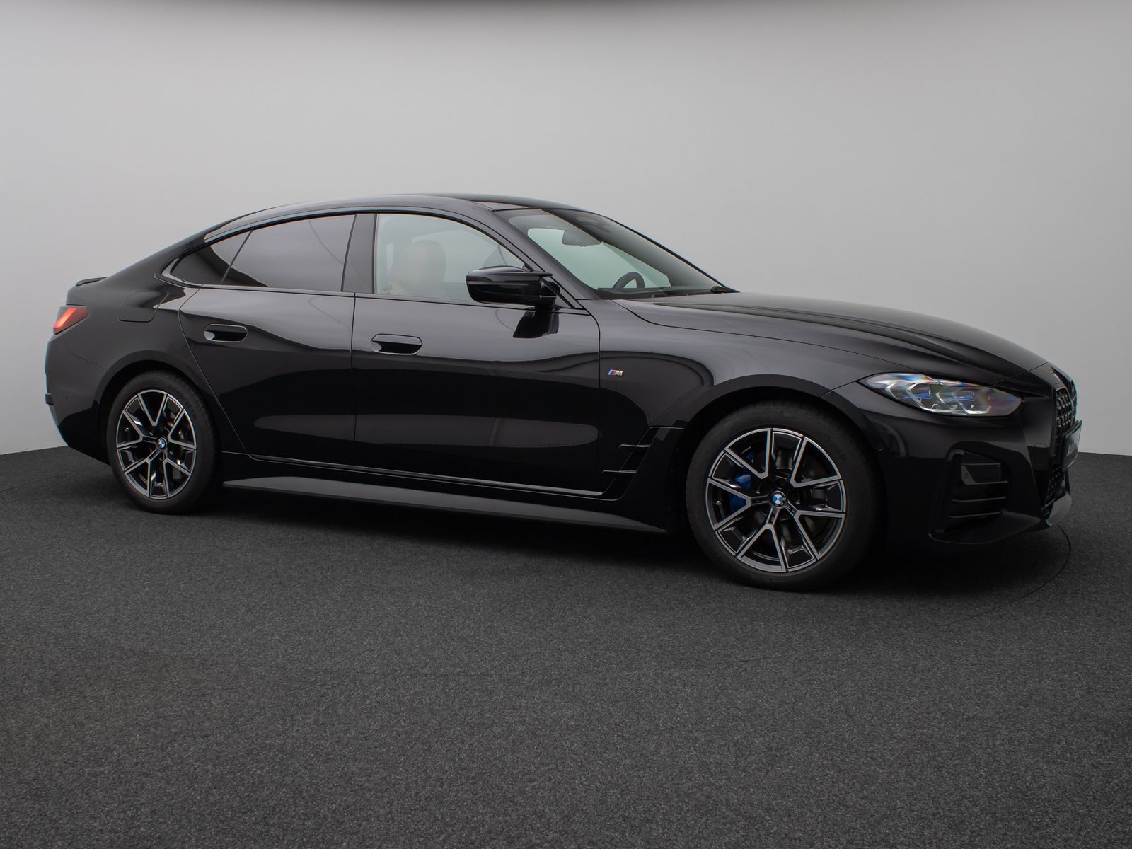 Fahrzeugabbildung BMW M440i xD Gran Coupé Laser Kamera HUD DAB H/K AHK