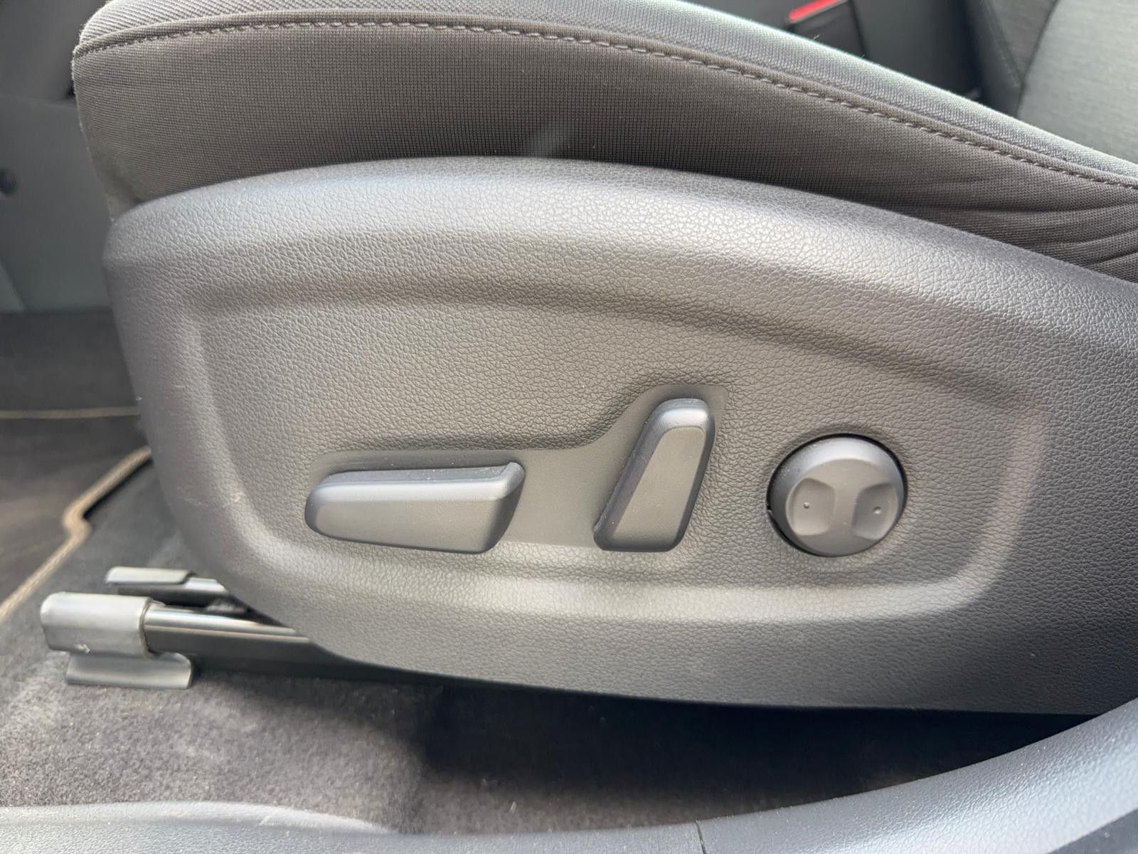Fahrzeugabbildung Hyundai Kona Elektro Prime NAVI+LED+SHZ+HEAD+KAM+ACC+AHK
