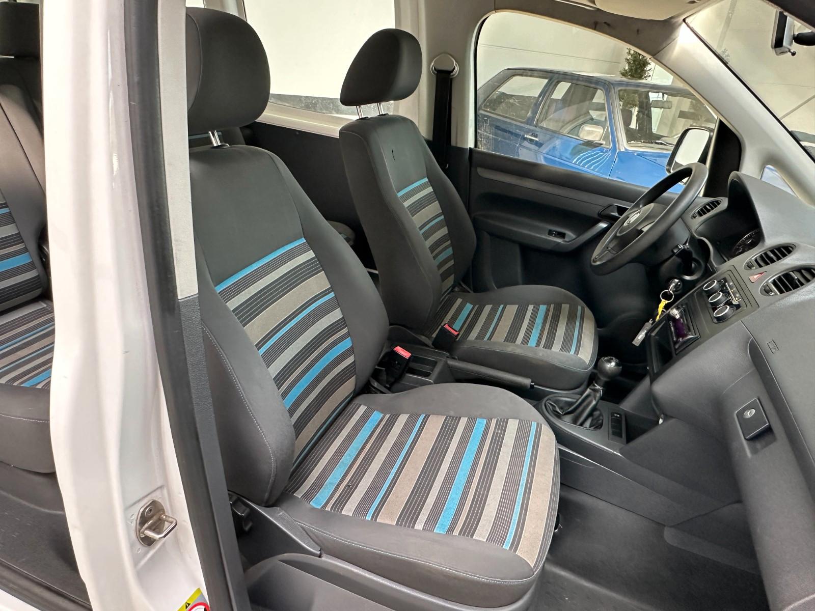 Volkswagen Caddy 2012 — photo 13