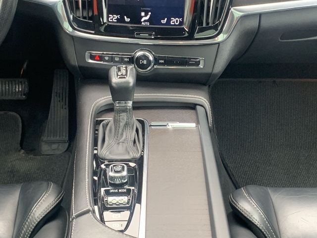 V 90 Cross Country Pro AWD *399,- ohne Anz.*