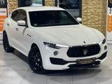Maserati Levante S/CARBON/HARMAN-KARDON/KAMERA/BRD - gebrauchte Maserati Levante aus dem Jahr 2017