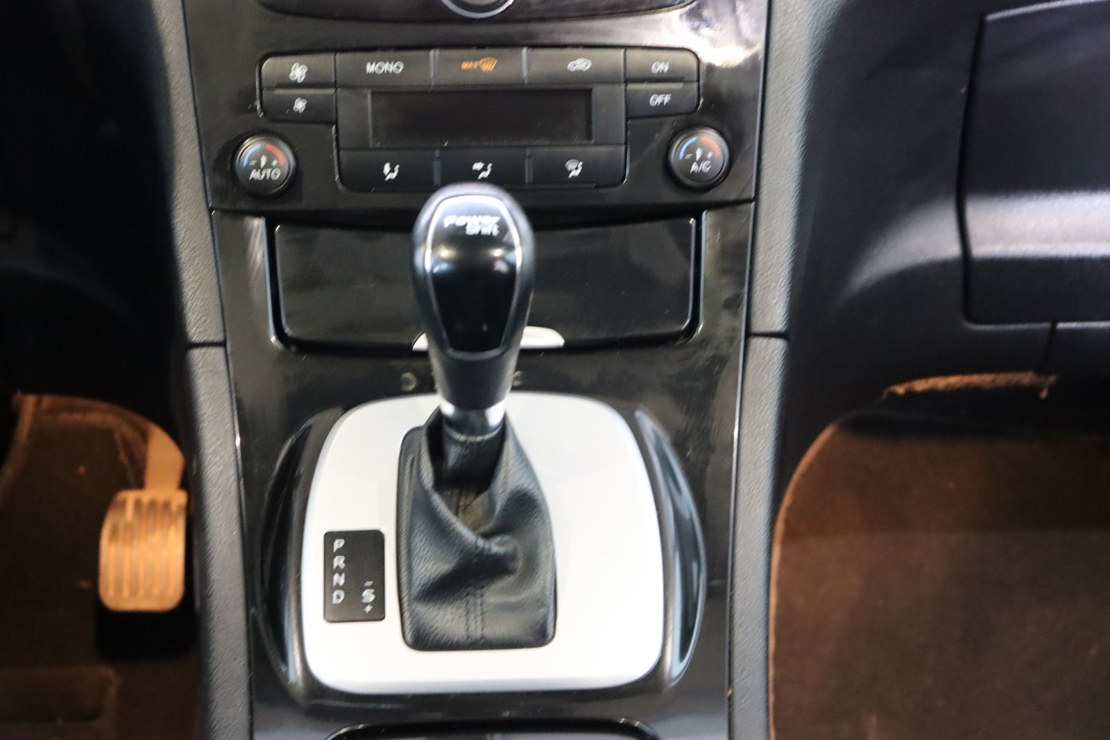 Fahrzeugabbildung Ford S-MAX 2.0 TDCi Sitzhzg./-lüftung * PDC * Tempom.