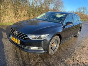 Volkswagen Passat Variant - 1