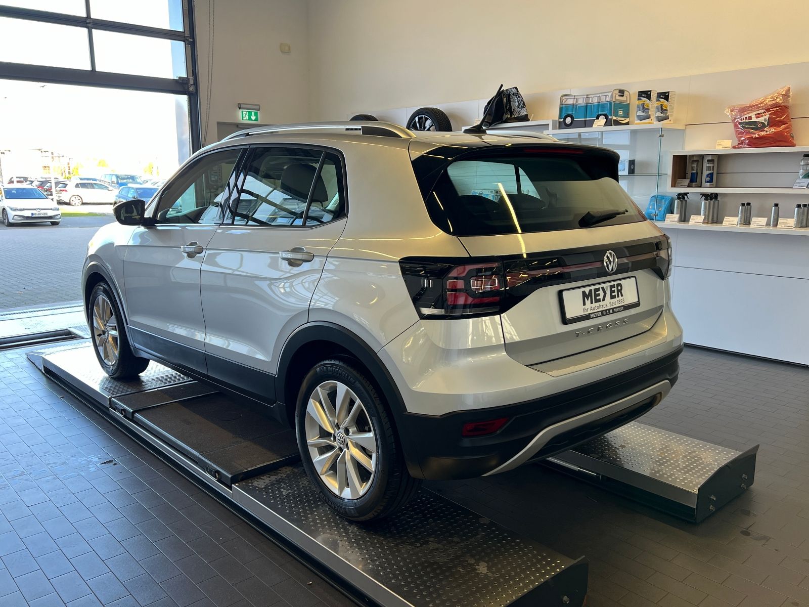 Fahrzeugabbildung Volkswagen T-Cross Style 1.0 TSI *LED, Navi, ACC, Sitzhzg.,
