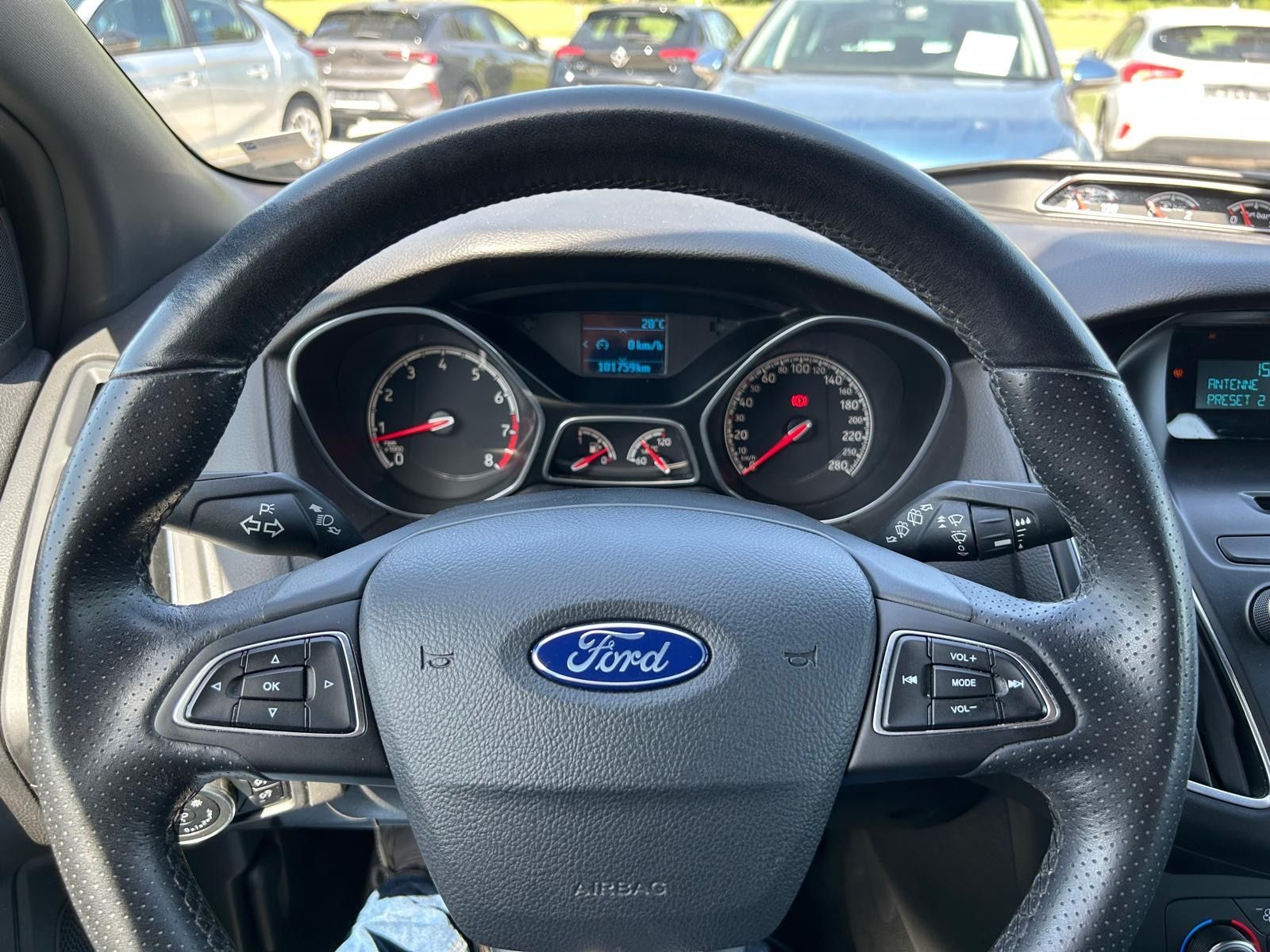 Fahrzeugabbildung Ford Focus Lim. ST°250 PS°Leder Sport Paket°Tüv NEU°