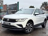 Volkswagen Tiguan eTSI Active*Automatik*1.Hand*TÜV NEU!! - Volkswagen Tiguan ACTIVE mit Hybrid-Antrieb (Benzin/Elektro)