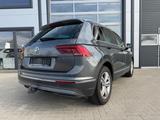 Volkswagen Tiguan Highline 2.0 TDI DSG/AHK/LED/ACC - Volkswagen Tiguan mit Diesel-Antrieb: mit Klimaanlage