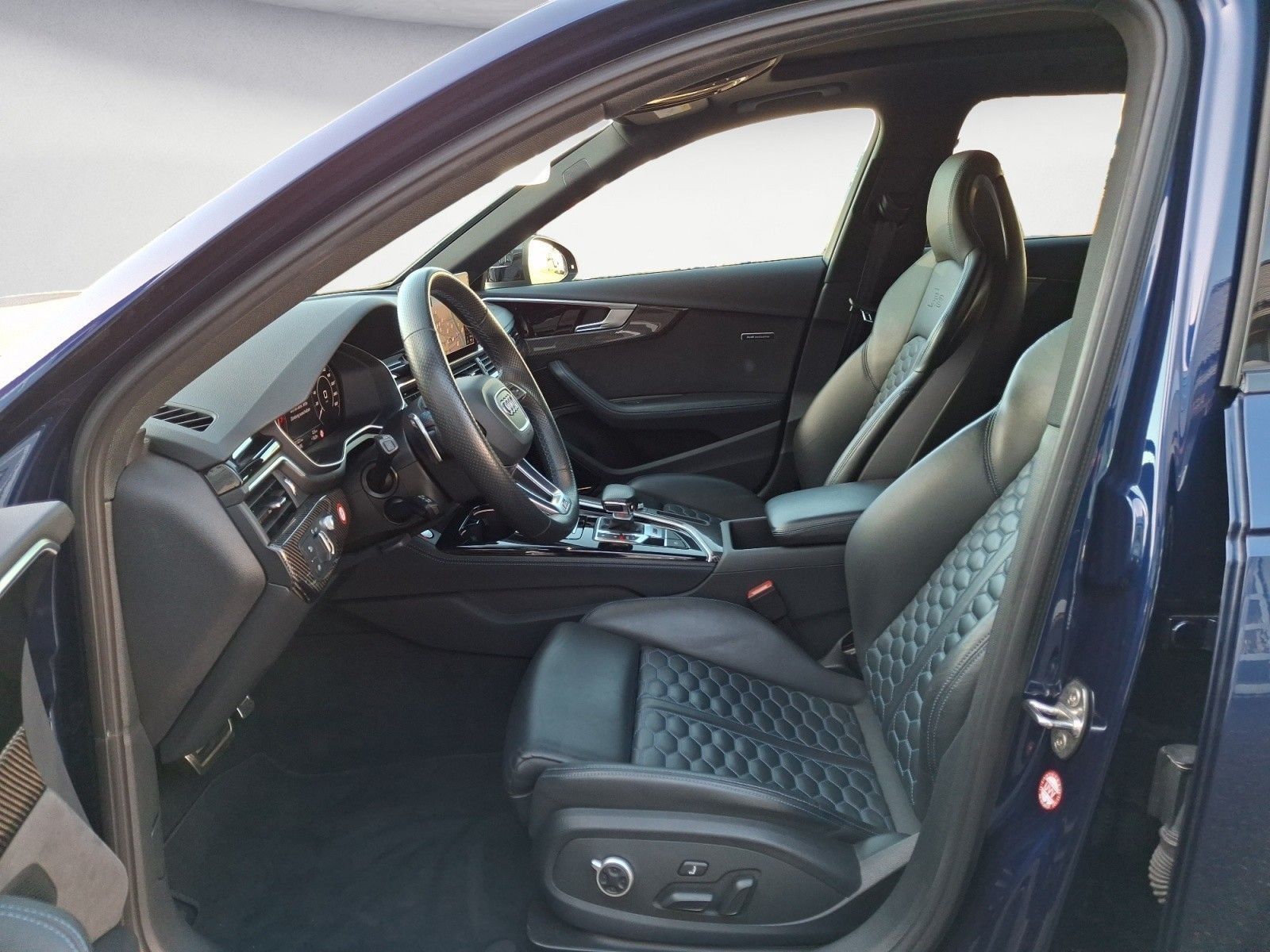 Audi RS4 - Bild 8