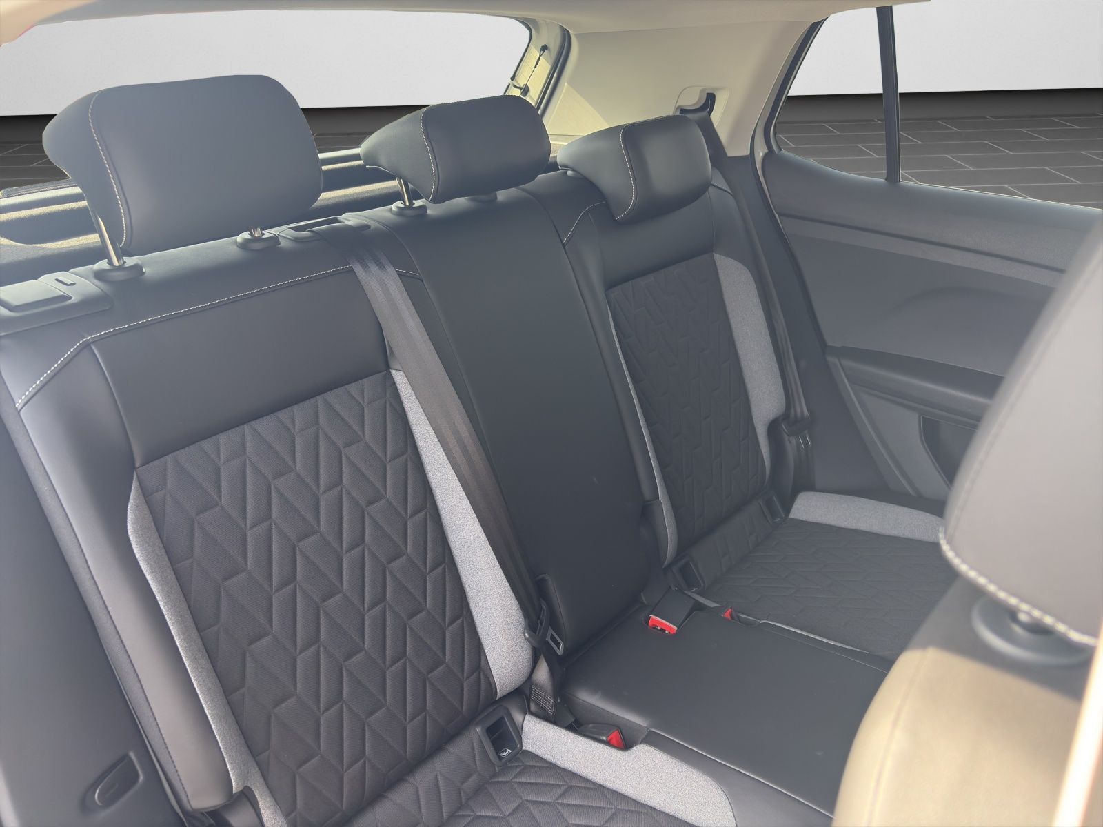 Volkswagen T-Cross - Bild 15
