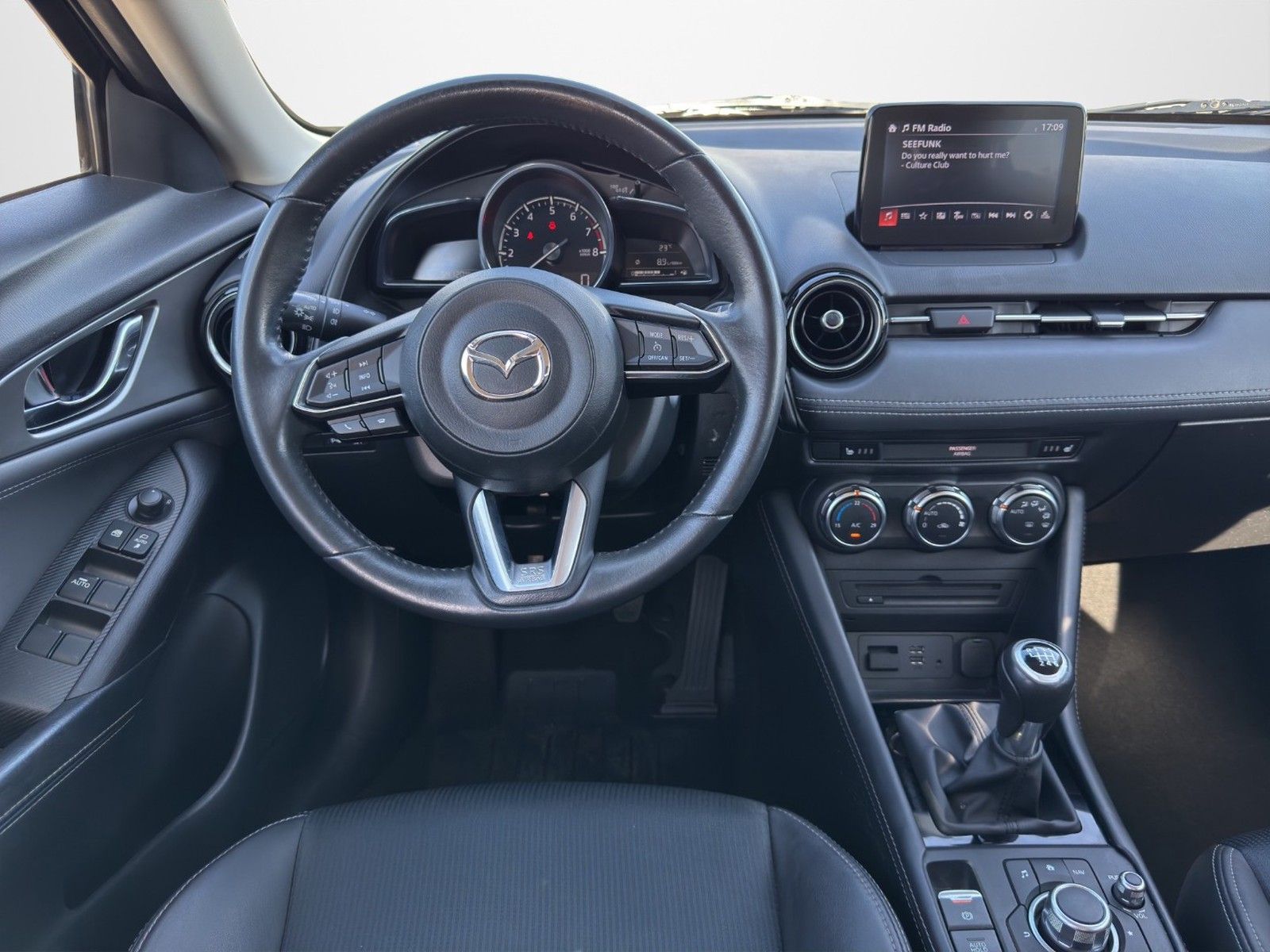 MAZDA CX-3 Sports-Line 2.0 KLIMA / TEILLEDER / NAVI / - Image 11