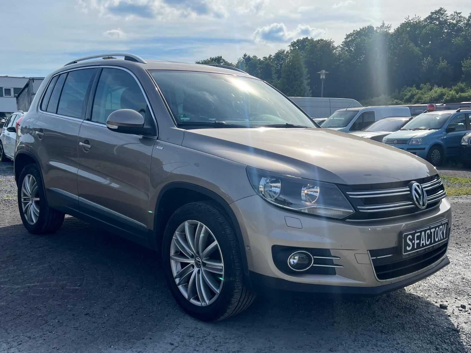Volkswagen Tiguan 2.0TDI 4Motion PANO NAVI KLIMA PDC ALU