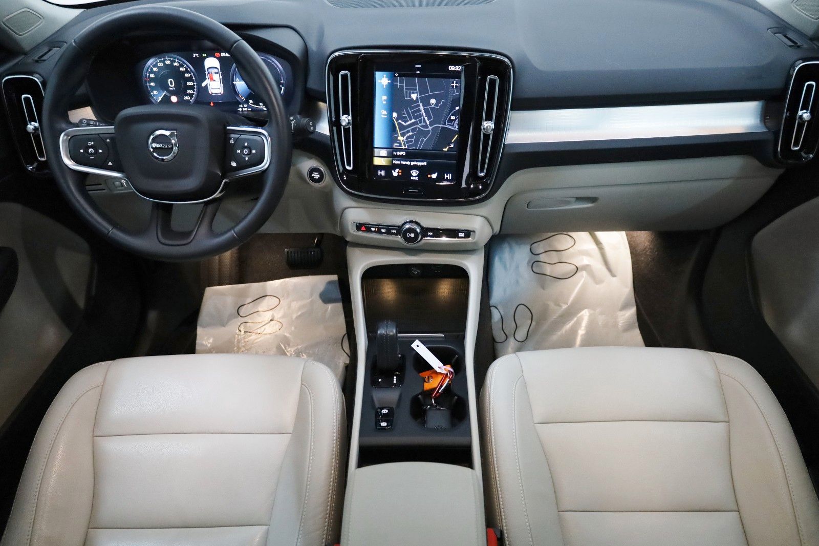 Fahrzeugabbildung Volvo XC40 T5 Inscription,Leder,Navi,LED,4xSH,Kamera