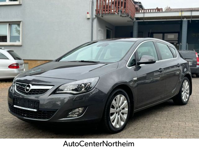 Opel Astra J Lim. 5-trg. Cosmo