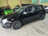 Volkswagen Golf V Lim. Trendline 1.4*KLIMA*1.HAND* - Gebrauchtwagen bis 4.000 Euro mit TÜV