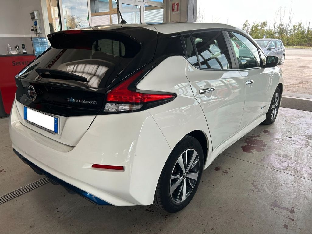 Image of Nissan Leaf