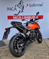 KTM 125 Duke 2024 Modell ab 0,00% - KTM 125 DUKE