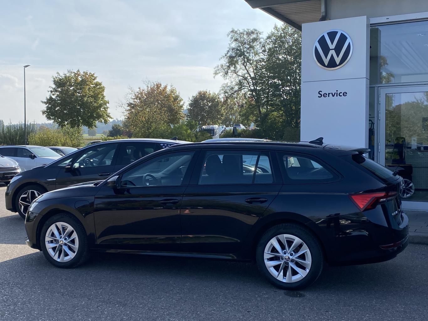 Skoda Octavia Combi iV 1.4 TSI DSG eHybrid Ambition SM imagem 3