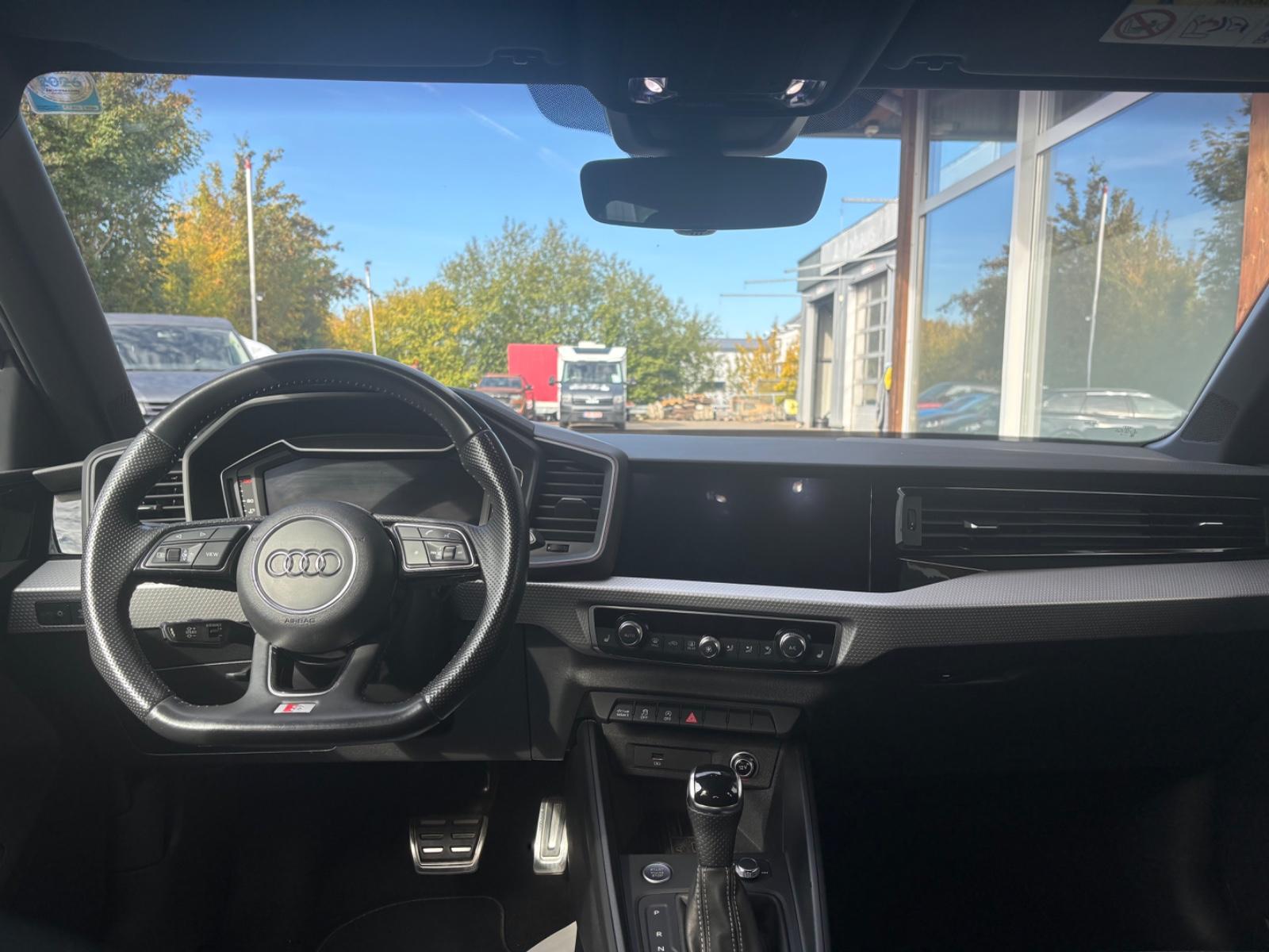 Audi A1 Sportback 40 TFSI S line LED ACC Navi