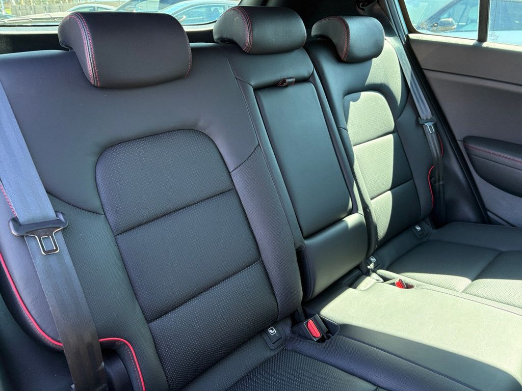 Fahrzeugabbildung Kia Sportage 2.0 CRDi GT Line 4WD