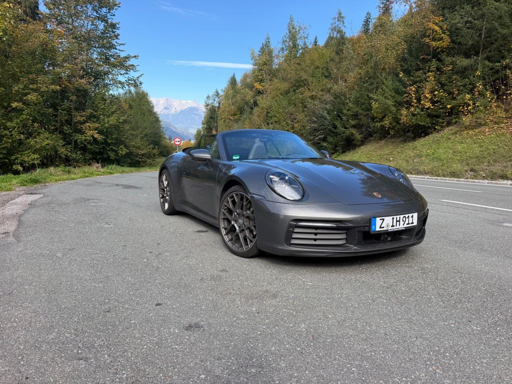 Image of Porsche 992