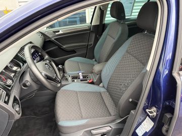 Volkswagen Golf VII Variant IQ+LED+APP+ACC+LkHz+Pano