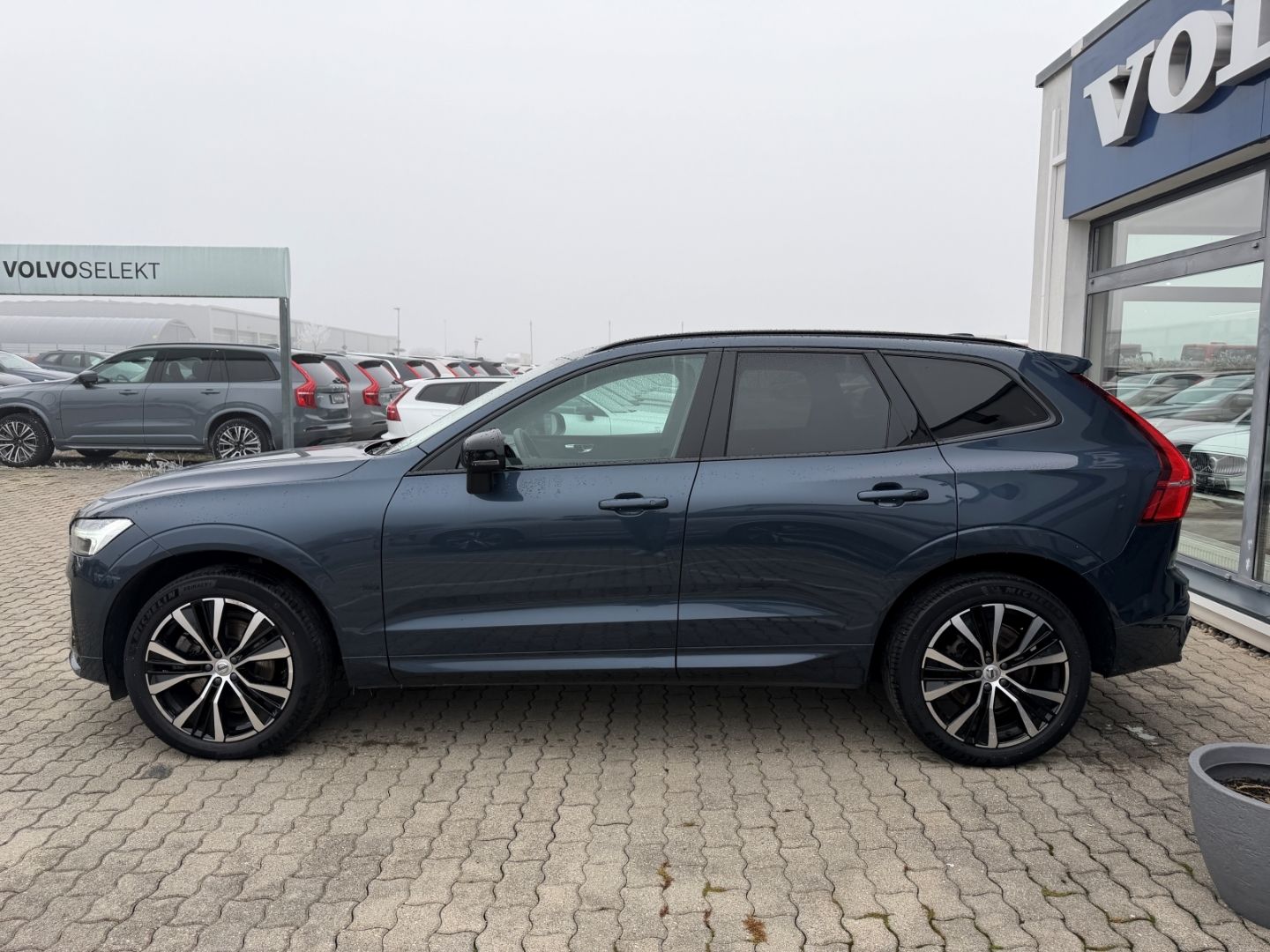 Volvo XC60 B4 Ultimate Dark AWD HUD Leder Digitales Co foto 5