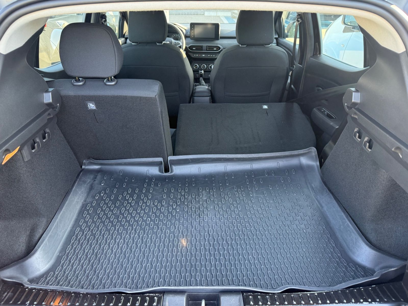 Fahrzeugabbildung Dacia Sandero III Stepway Extreme CVT, WENIG KM!