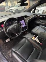 Tesla Model X Performance -