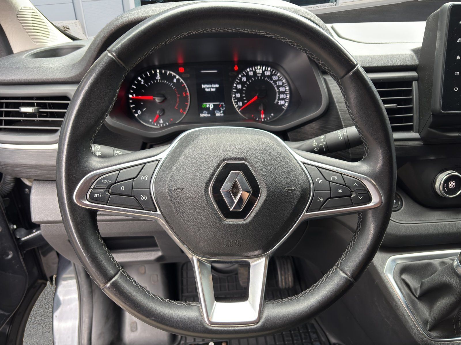 Fahrzeugabbildung Renault Trafic  L2H1 3,0t Komfort