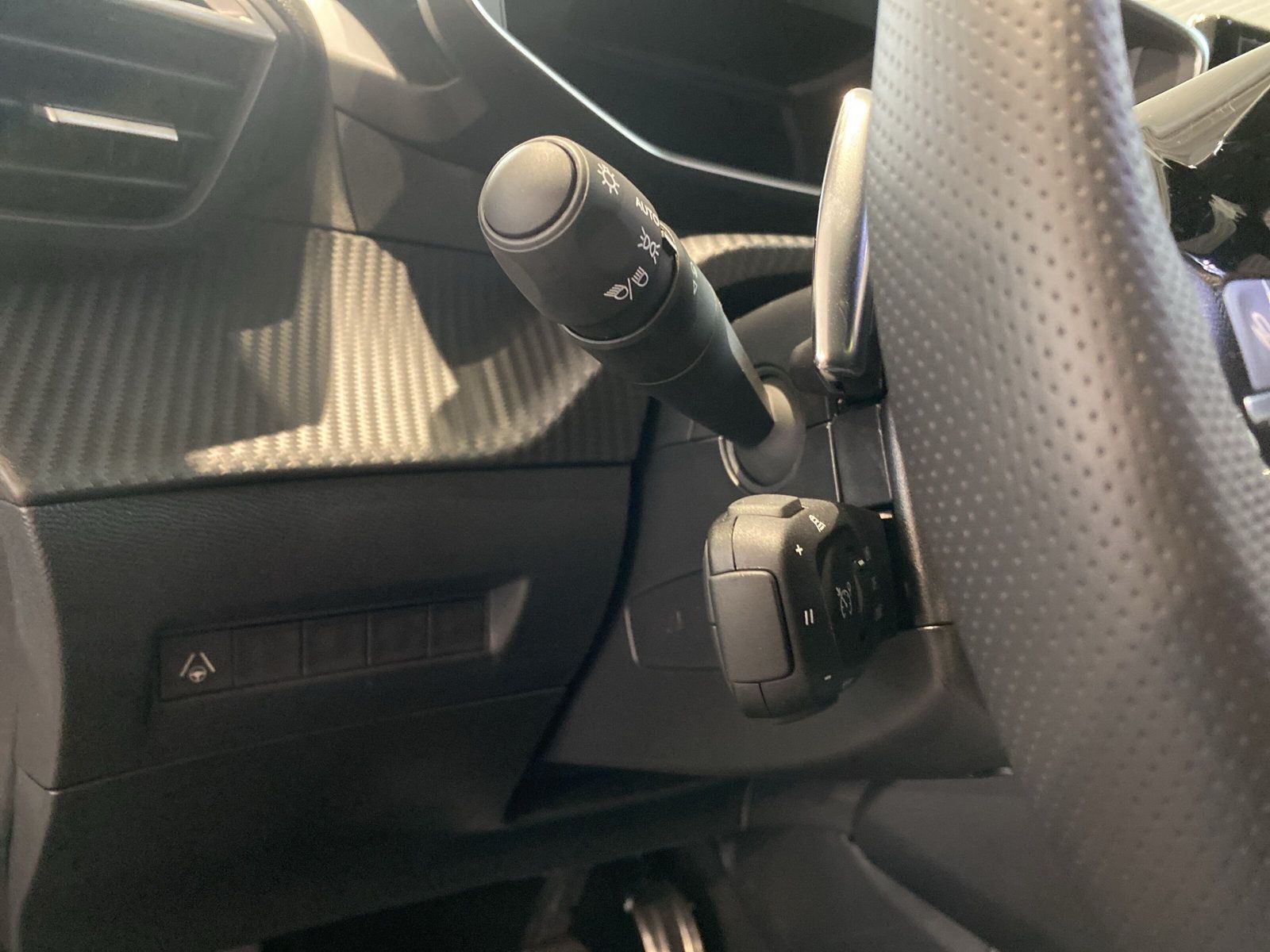 Peugeot 208 - Bild 16