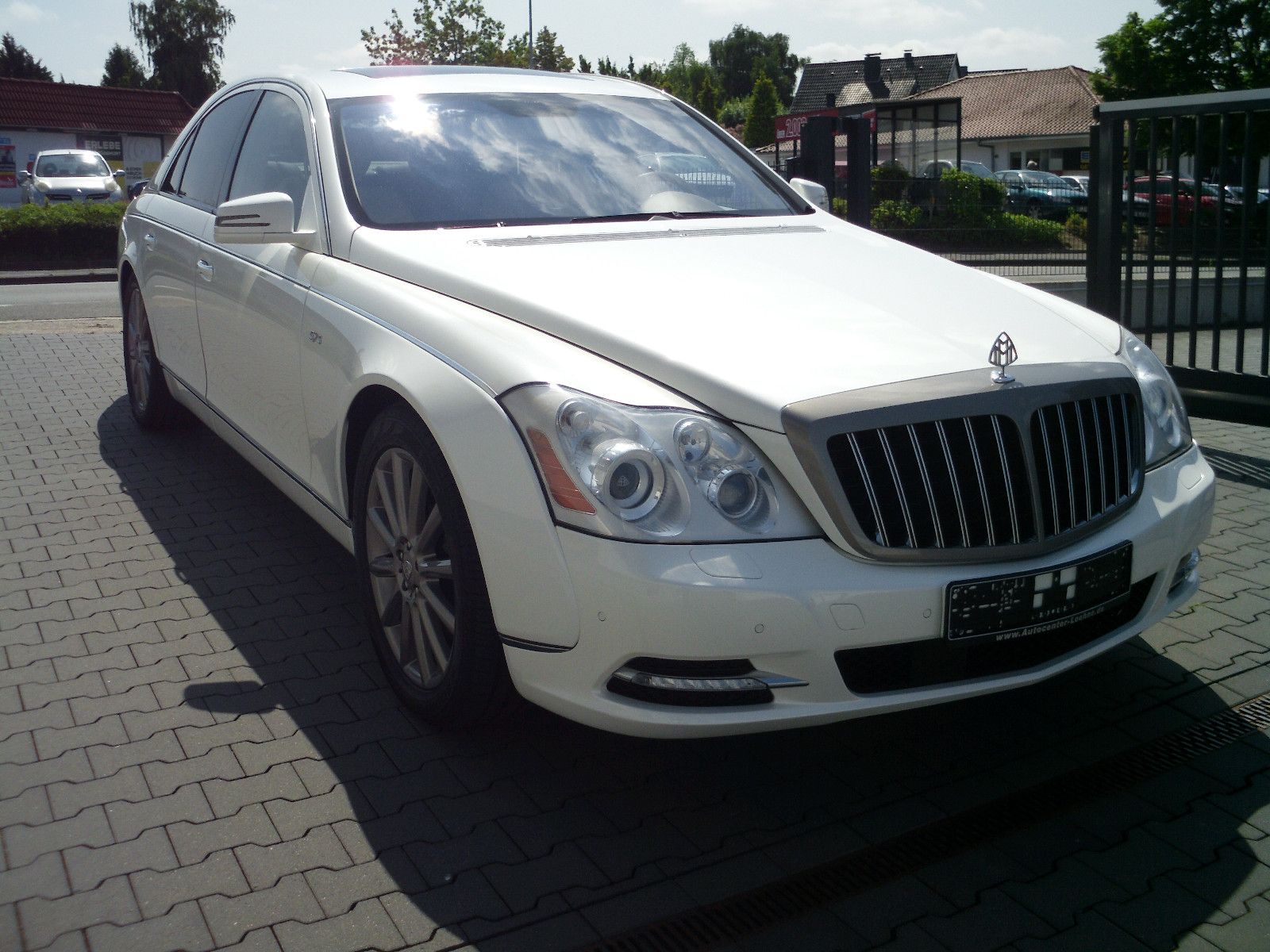 Fahrzeugabbildung Maybach 57 S Modell Facelift 2011