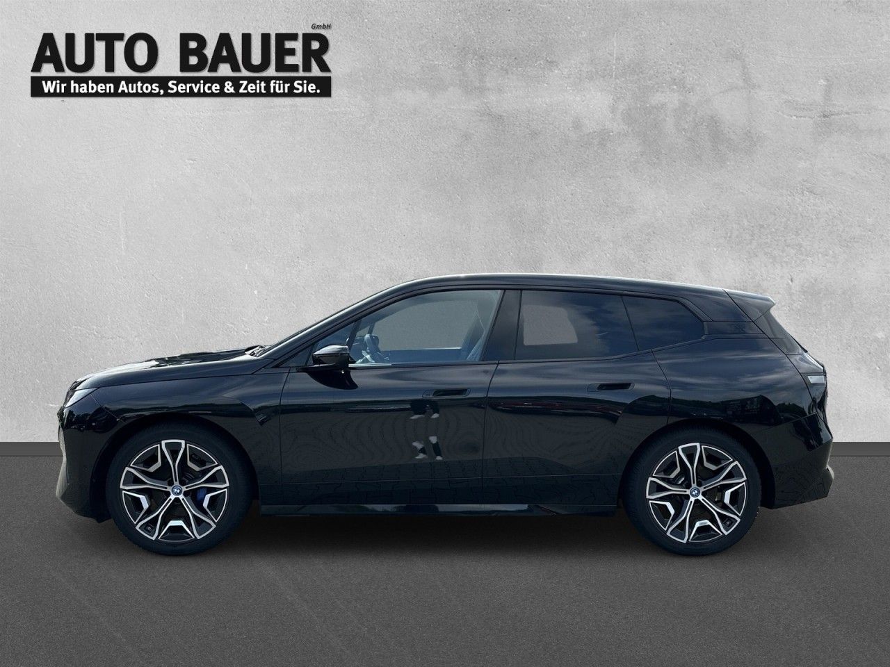 Fahrzeugabbildung BMW iX xDrive 40 xDrive