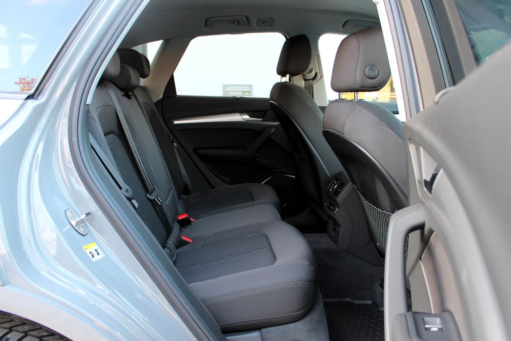 AUDI Q5 40 TDI/MAGNETIC RIDE/MATRIX/ADVANCED AUDI Q5 40 TDI/MAGNETIC RIDE/MATRIX/ADVANCED