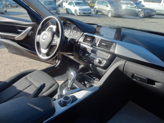 Fahrzeugabbildung BMW 320i Kombi/Pano/2.Hd/Navi/AHK/LED/PDC/