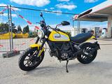Ducati Scrambler Icon - DUCATI GELB
