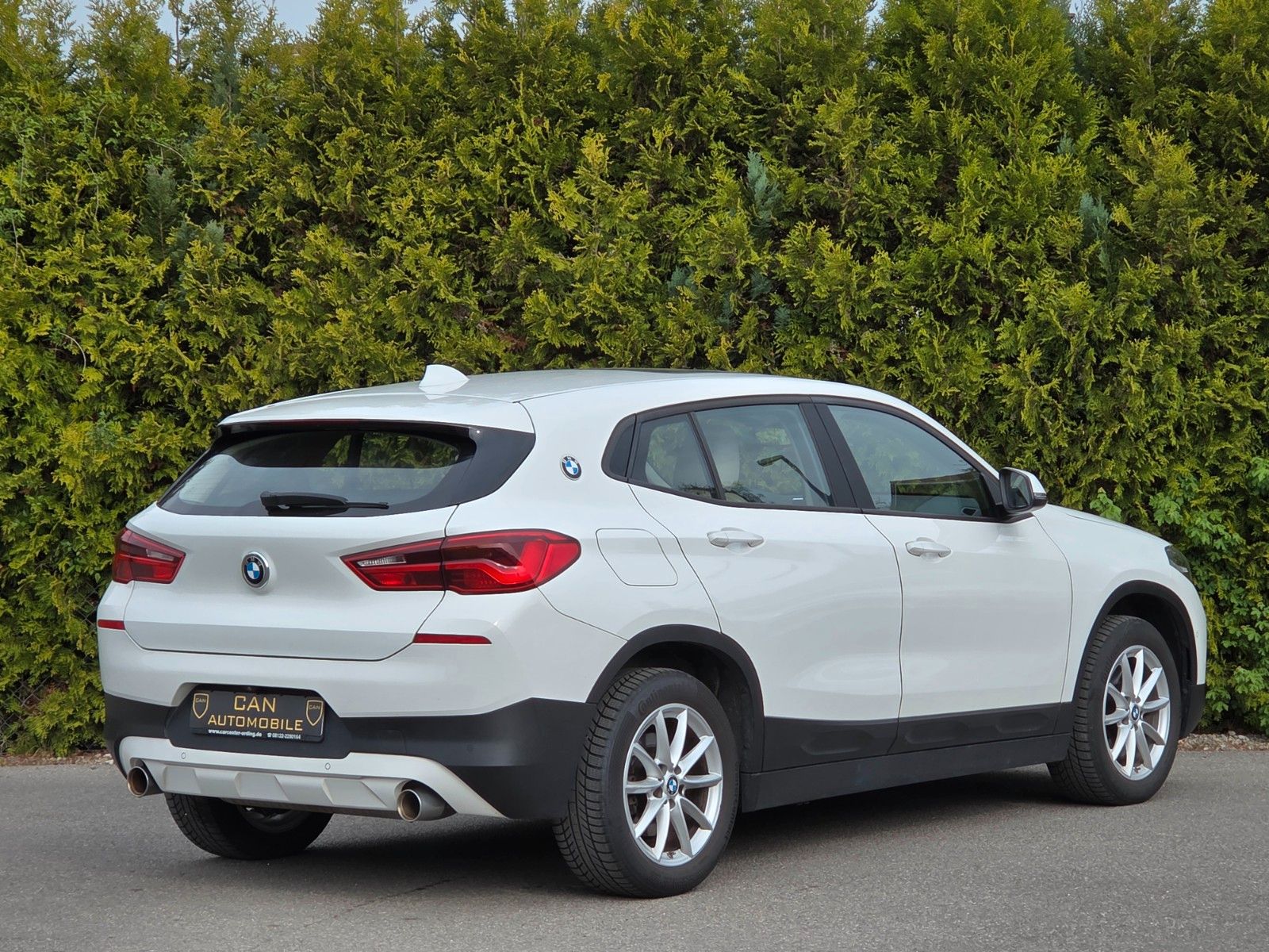 BMW X2 sDrive 20 i Advantage*AUT*LEDER*PANO*NAVI* foto 18