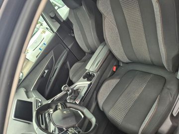 Peugeot 3008 - 10
