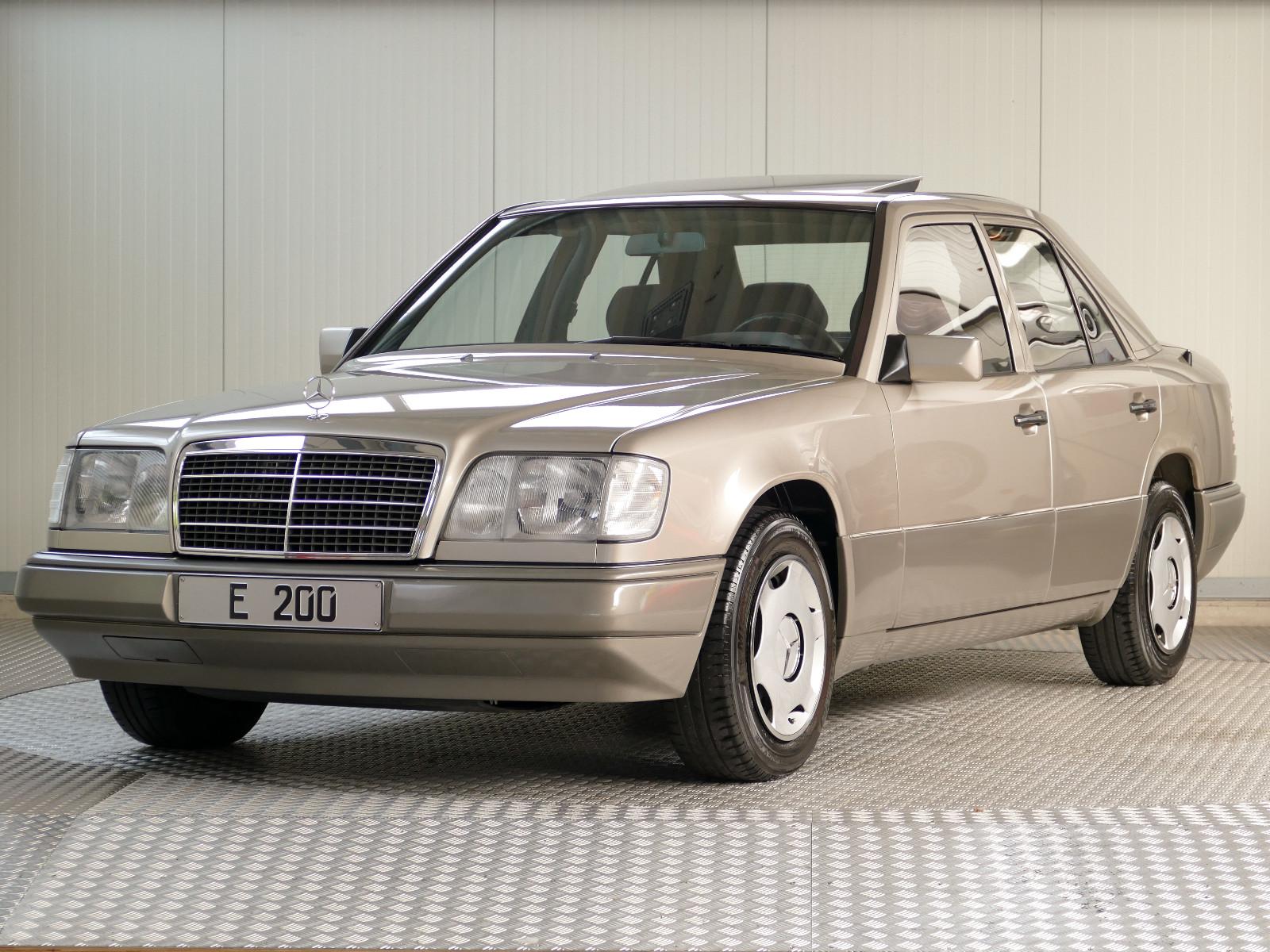 Mercedes-Benz E 200 W124 5-Gang Scheckheft Toppzustand