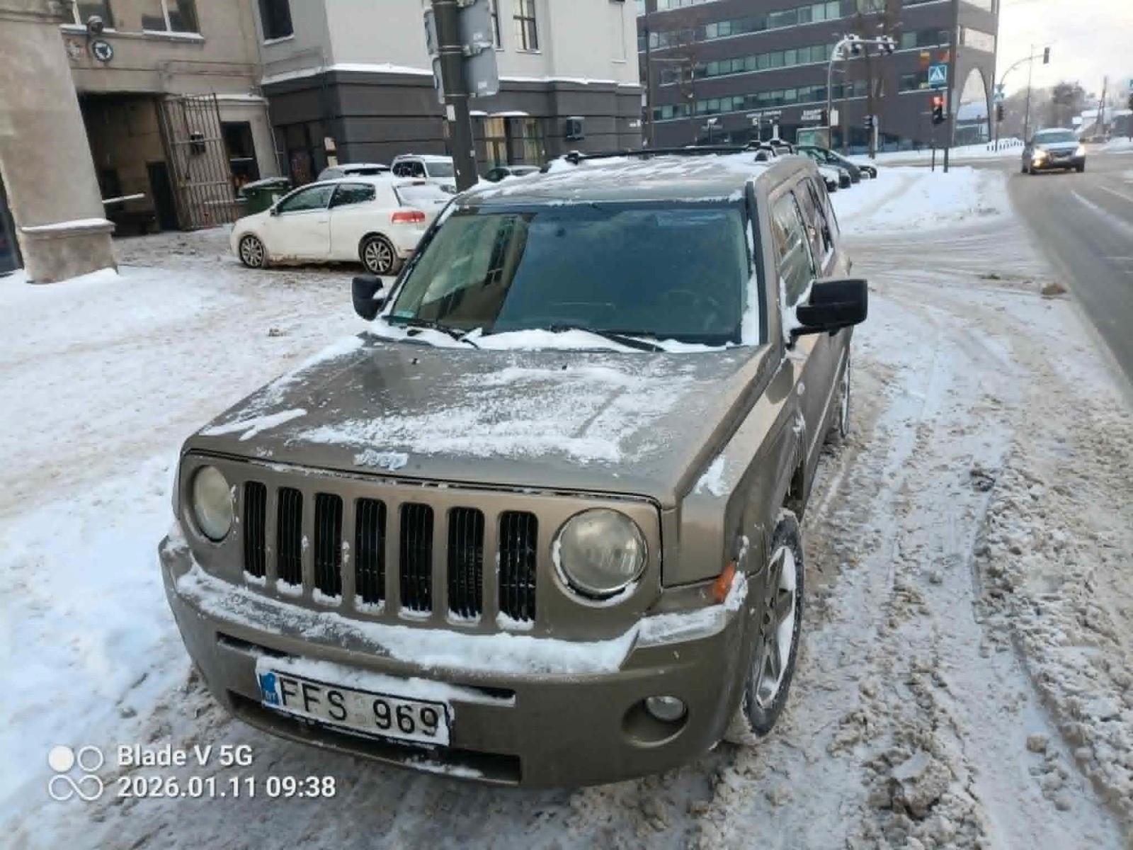 Jeep Patriot 2011 — photo 6