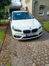 BMW 216 Active Tourer 216d - - BMW 216 Active Tourer aus 2016