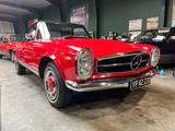 Mercedes-Benz 230 SL Cabriolet - rote Mercedes-Benz 230