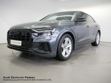 Audi Leasingangebot: Audi Q8 55 TFSI e quattro tiptr. S line LED AHK virt.